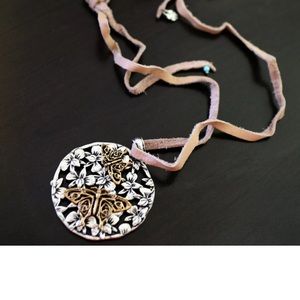Lucky Brand Butterflies leather cord necklace NWOT
